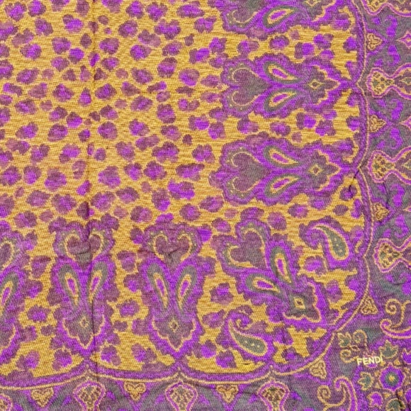 Vintage FENDI Scarf | Oversized Wrap | 90s Paisley, Leopard Print - Picture 9 of 12